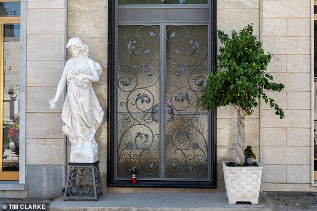 Castelvetrano cemetery where the body of the mafia boss was buried in a mausoleum