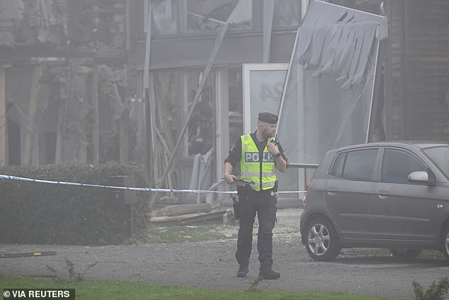 Police are investigating after an explosion occurred early Thursday morning in a residential area in Storvreta, outside Uppsala, Sweden