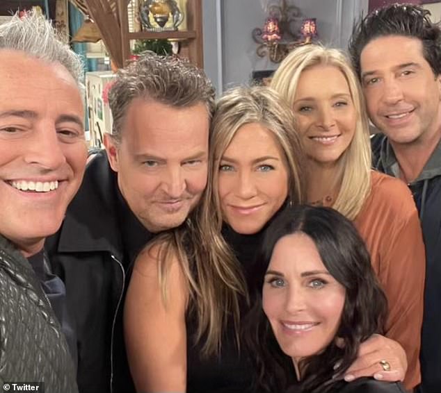 The Friends stars recently reunited for the 2021 reunion and took an adorable selfie that shows off their ageless beauty