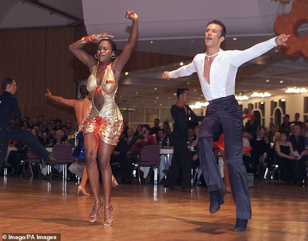 Ex: The former couple met in 1999 at the British Open Championships in Blackpool.  Motsi then moved from South Africa to Germany at the age of 18 to be with him (photo in 2001)