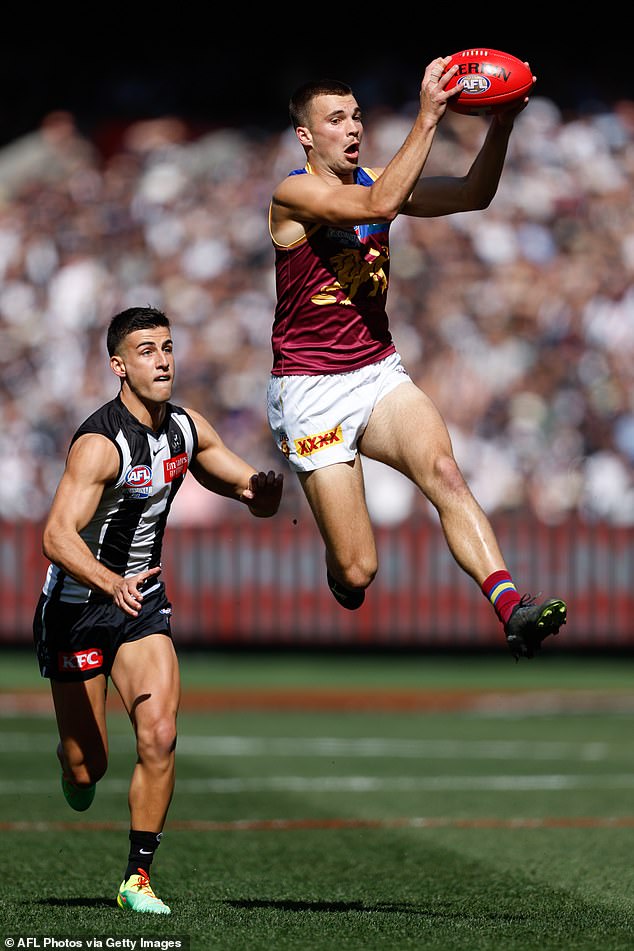 Collingwood claimed a record-equalling 16th premiership with a thrilling four-point win over the Brisbane Lions in the AFL grand final