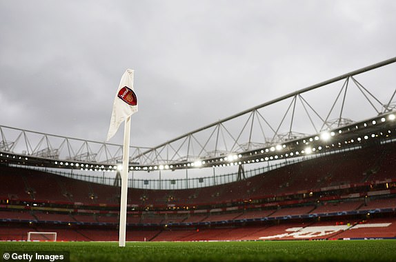 LONDON, ENGLAND - SEPTEMBER 20: A general view inside the stadium before the UEFA Champions League match between Arsenal FC and PSV Eindhoven at Emirates Stadium on September 20, 2023 in London, England.  (Photo by Julian Finney/Getty Images)