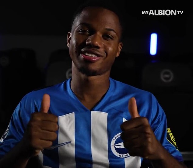 Brighton have signed winger Ansu Fati from Barcelona for a season