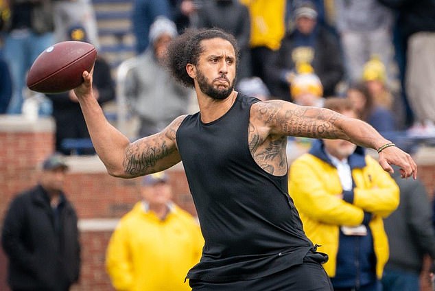 Colin Kaepernick's agent has contacted the New York Jets about replacing Aaron Rodgers