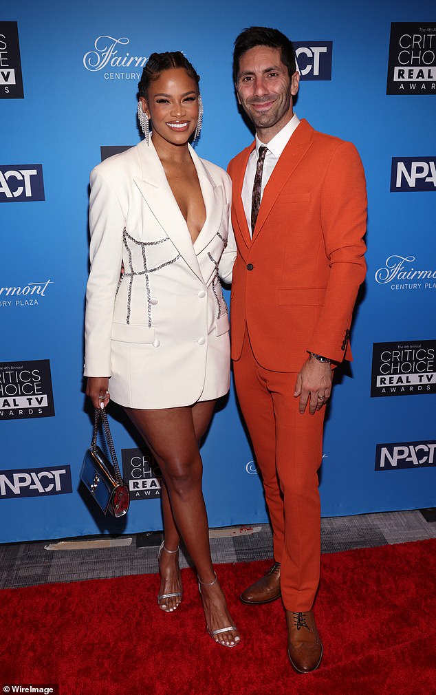 Kamie — a close friend of Kelce's ex, Kayla Nicole — and her co-star Nev Schulman are both casting serious doubt on the legitimacy of the couple's so-called romance.