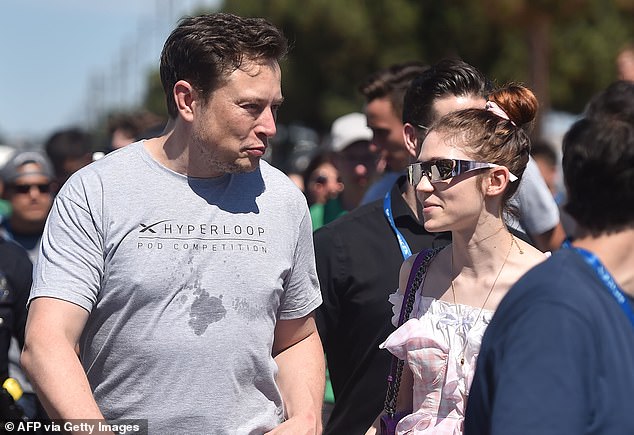 SpaceX founder Elon Musk and Canadian musician Grimes in 2018