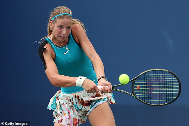 Hannah Klugman (photo) reached the quarterfinals of the junior US Open on Wednesday