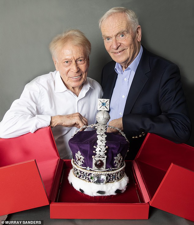 Lord Jeffrey Archer (right) stands next to Alan Gard as his perfect copy of the 1937 Imperial State Crown