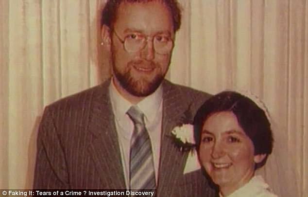 Gordon Wardell with his wife Carol, whom he murdered in September 1994 – before trying to blame a rogue gang of men wearing 'clown masks'