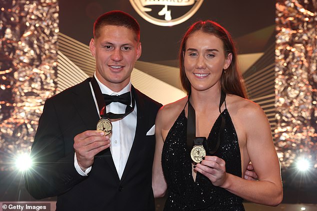 Ponga is pictured with Newcastle fullback Tamika Upton, who edged out Dally M as the best and fairest player in the NRLW