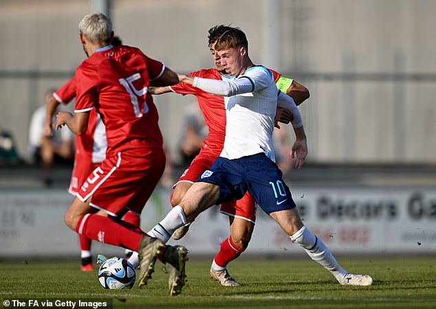 Cole Palmer was among the scorers as England Under-21s won 3-0 against Luxembourg