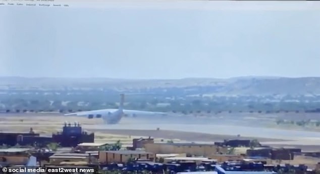 The 'Russian-made' Il-76 plane landed in Mali, but then flew off the runway and exploded