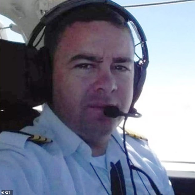 Otávio Munhoz died on August 28 in a plane crash in the Amazon rainforest in Paraima, Brazil, near the border with Venezuela.  The 38-year-old pilot survived 13 days in the Amazon after a crash on September 28, 2022