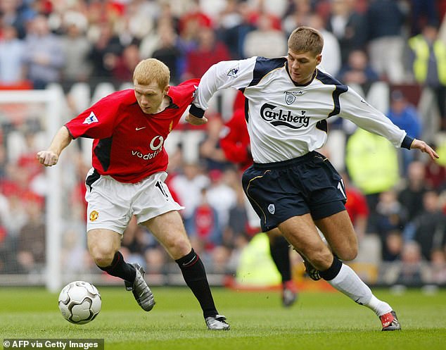 Football fans continue to debate whether Paul Scholes (L) was better than Steven Gerrard