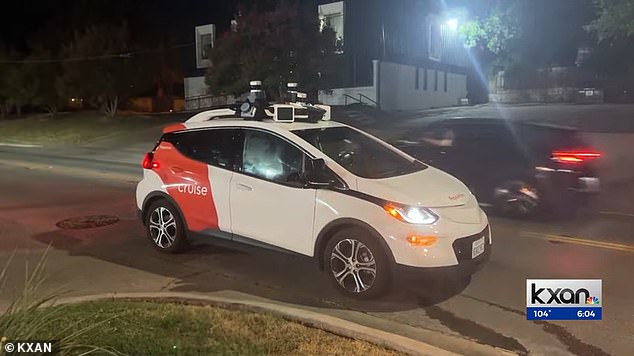 A dozen malfunctioning self-driving cars caused a traffic jam on a major city street, infuriating drivers in Texas