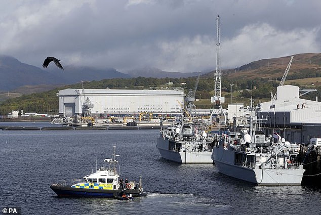 The SNP has warned the British government that it will reject any attempt to keep Britain's nuclear submarines north of the border in the event of an independence vote.  The Royal Navy's HMNB Clyde base at Faslane in western Scotland