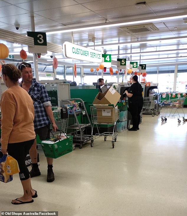 Shoppers are impressed after discovering a Woolworths store in Scottsdale, Tasmania as it features the store's retro decor and no self-service checkout in sight