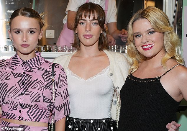 The reveal: They are, from left to right, Diva Smith, Clara McGregor and Ava Phillippe