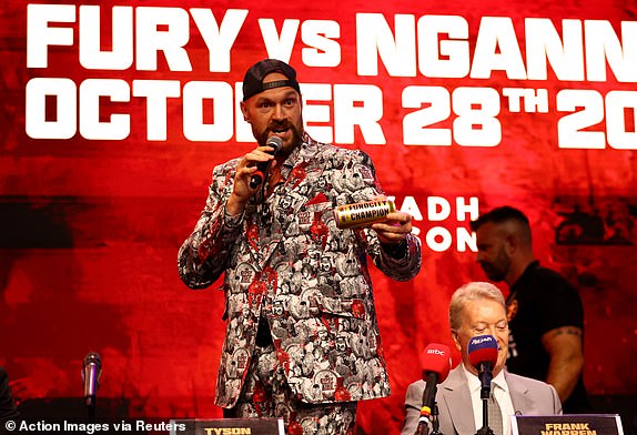 Boxing - Tyson Fury & Francis Ngannou press conference - HERE in Outernet, London, UK - September 7, 2023 Tyson Fury and promoter Frank Warren at the press conference Action Images via Reuters/Andrew Boyers