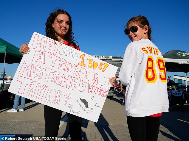 Swift will likely be there to watch her boyfriend Travis Kelce play the New York Jets