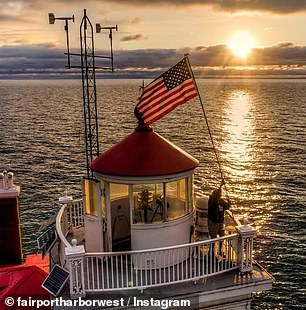 1696301861 740 Woman who bought an old LIGHTHOUSE in Ohio for 71000