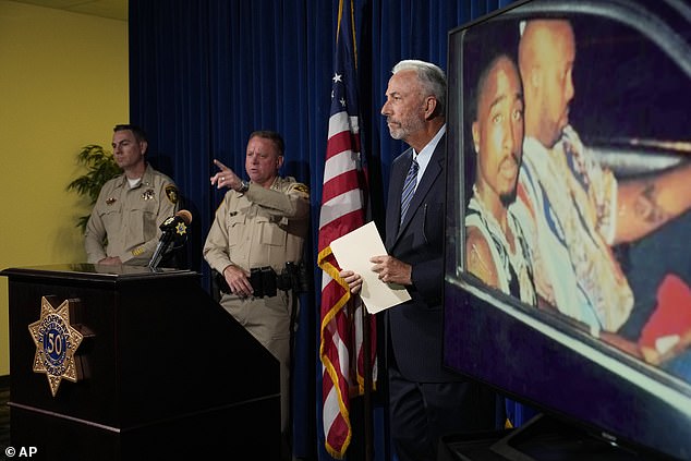 During the press conference, investigators showed the last known photo of Shakur, taken minutes before the shooting