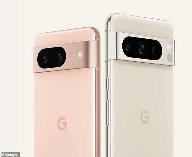 In terms of battery, the Pixel 8 (left) has a 4,575mAh battery, while the Pixel 8 Pro's (right) battery is 5,050mAh, both of which offer more than 24 hours of battery life.