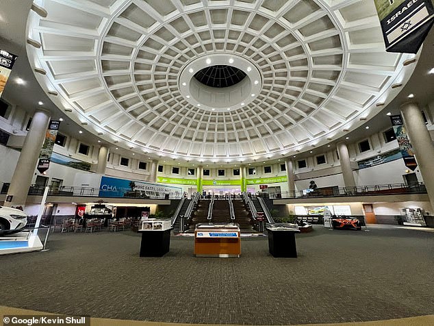 The FAA revealed that the plane, identified as FedEx Flight 1376, was 'en route to Memphis International Airport when it was 'forced to return to Chattanooga Regional Airport (photo)