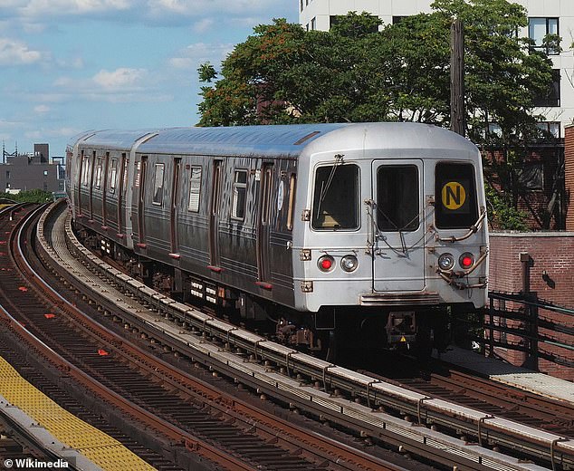 1696639142 118 Pervert sexually assaults woman sleeping on NYC subway N train