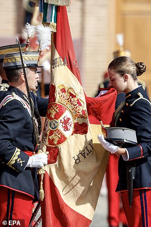 According to tradition, the ceremony saw Leonor kiss the Spanish flag after swearing allegiance to her king.