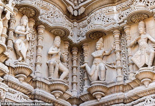 The temple features 10,000 statues and 151 carvings depicting ancient Indian musical instruments