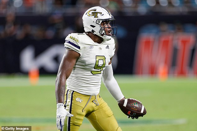 Kyle Kennard #9 of the Georgia Tech Yellow Jackets reacts after a fumble recovery in the fourth