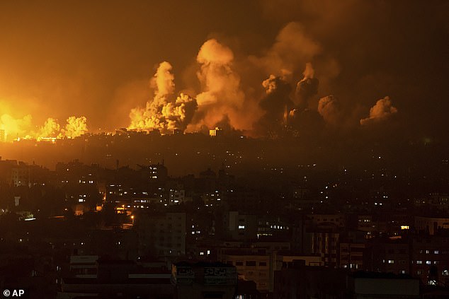 Israel has no choice but to meet violence with violence.  The Middle East's only democracy has every right to defend itself (Photo: Gaza on Sunday)