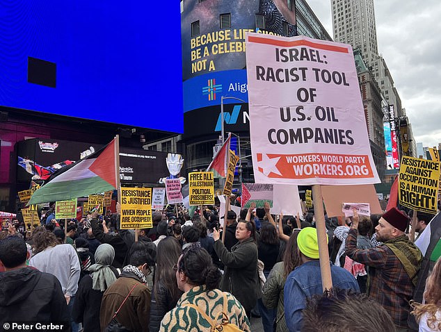 Several pro-Palestinian protesters took to the streets of Manhattan on Sunday after rocket attacks, looting and killings on the streets of Israel over the weekend.  Hamas, the terrorist organization and de facto rulers of the Gaza Strip, ambushed and killed hundreds of Israelis during their holiday.