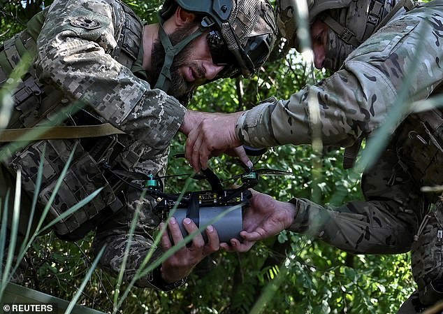 The Institute for the Study of War has reported that many Russian soldiers are threatening to desert their positions