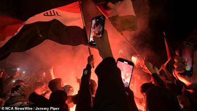 About 1,000 pro-Palestinian supporters protested against the famous monument which was lit up in blue and white in a show of support for Israel after Hamas terror attacks that killed 1,200 civilians.