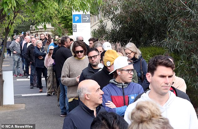 People wait to vote Referendum voting at an East Melbourne polling booth