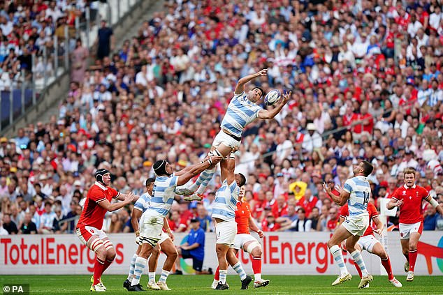 Argentina became the first team to qualify for the semi-finals in Paris