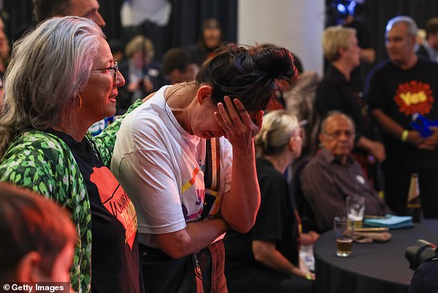 Yes, volunteers burst into tears as results poured in (photo, scenes at a Yes23 event in Sydney)