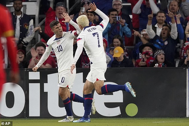 After Reyna's (7) opener, Christian Pulisic slotted in a penalty to take a 2-0 lead around 19'.