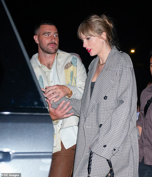 Taylor Swift's security team took a backseat to Travis Kelce in Manhattan on Saturday night