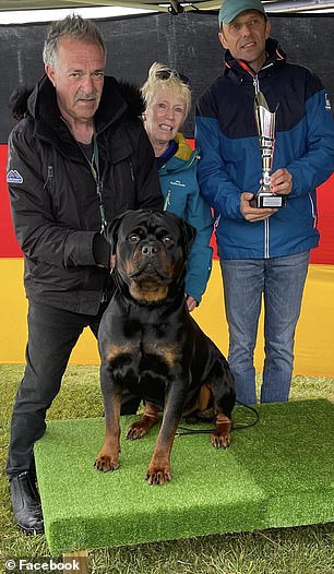 The couple can be seen beaming in November last year after Ruben won top prizes at a dog show