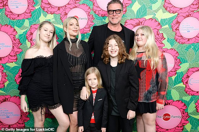 Tori and Dean married in 2006 and filed for divorce earlier this year.  They have five children together, Liam (16), Stella (15), Hattie (12), Finn (11) and Beau (6)