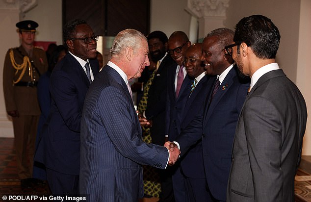 His Majesty met with the continent's business leaders to learn about youth and entrepreneurship opportunities in Africa ahead of his upcoming visit to Kenya (Photo: The King shakes hands with Kenyan businessman James Mwangi)