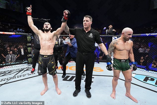 Makhachev handed the Australian his first defeat in the Octagon at UFC 284 earlier this year