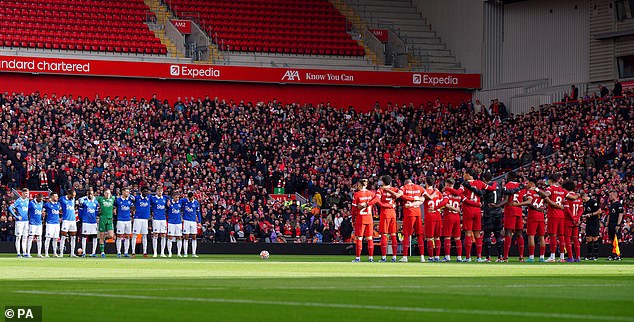 Before kick-off, a minute's silence was held to pay respect to the victims on both sides of the Israel-Palestine conflict.