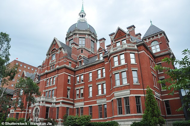 “The Department of Pathology at Johns Hopkins is nationally known and we remain confident in the best-in-class services they provide,” spokeswoman Liz Vandendriessche said in an email to the Post.  (Photo: The main building of the Baltimore hospital)