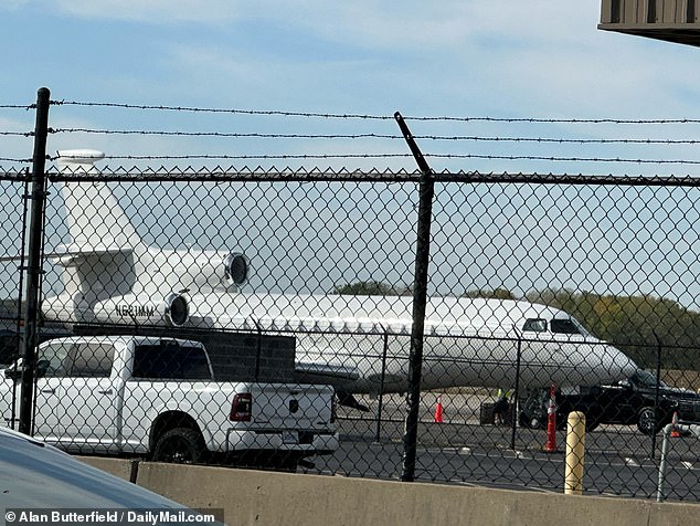 Swift's private jet landed in Kansas City three hours before the Chiefs faced the Chargers