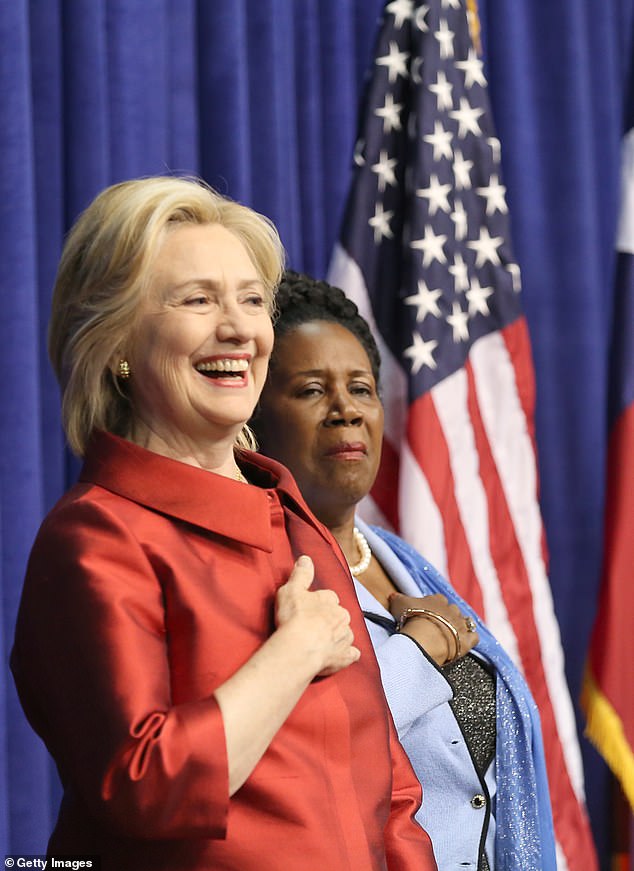 Just days ago, Clinton praised the mayoral candidate's 