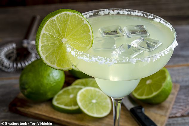 Margaritas are often served with salt around the edge (photo)